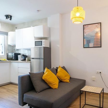 Apartamento Con Terraza En La Playa La Cala Del Moral Екстериор снимка